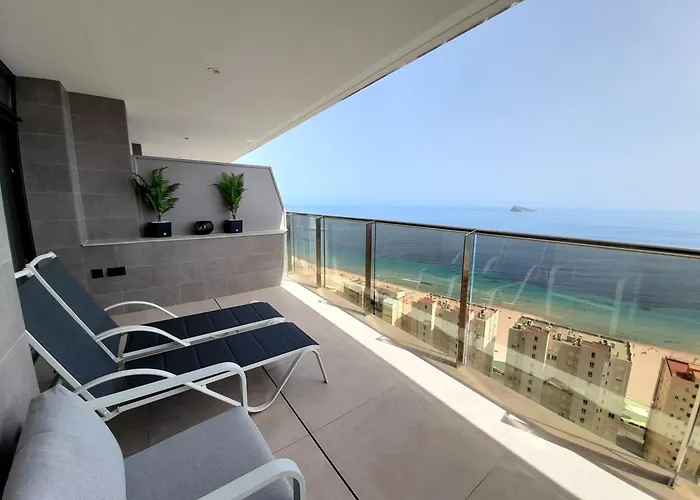 Sunset Cliffs Sea View Apartments 14 Floor